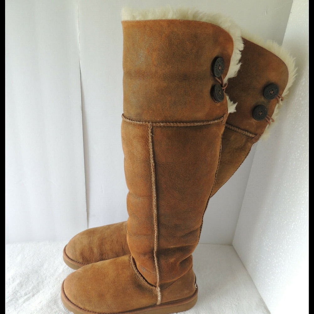 UGG OVER THE KNEE BAILEY BUTTON BOMBER JACKET CHESTNUT BOOTS SZ 8
